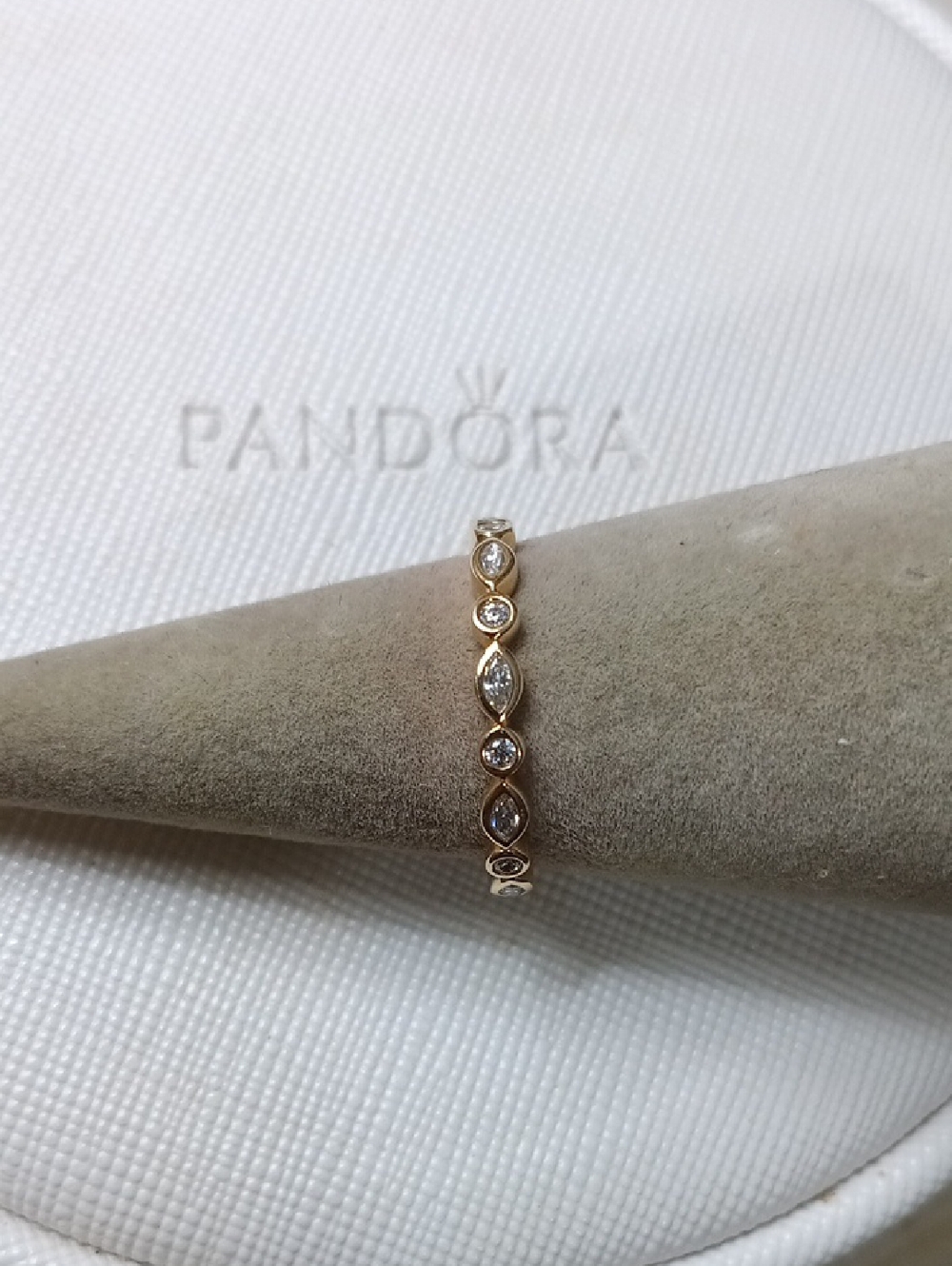 Pandora Vintage 14k Gold Alluring Brilliance Ring